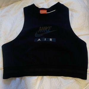 BLACK Nike Cropped Top
